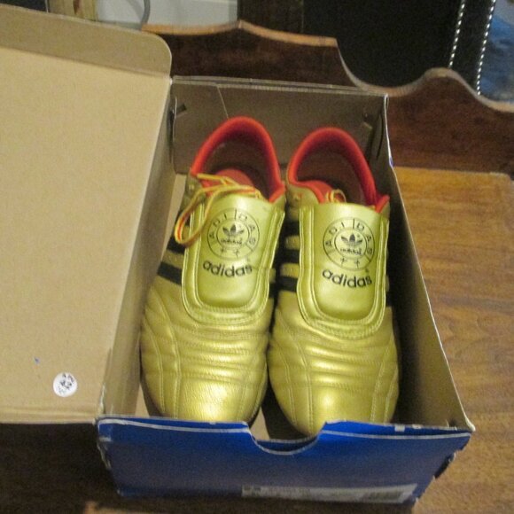 Gold Adidas Samba Athletic Shoes with Box - Picture 1 of 4